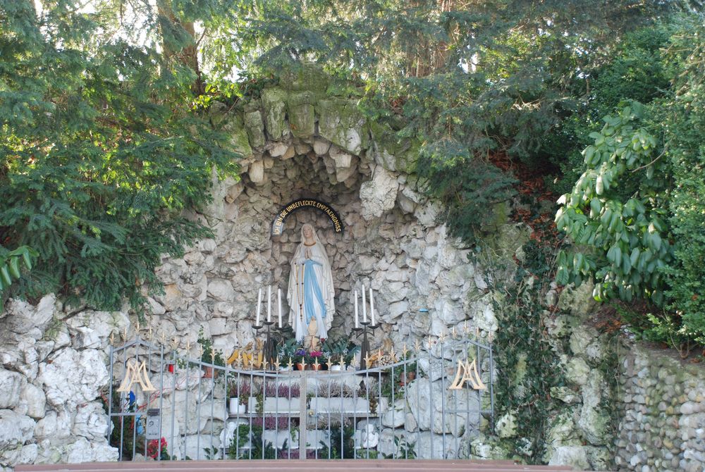 Lourdes-Grotte