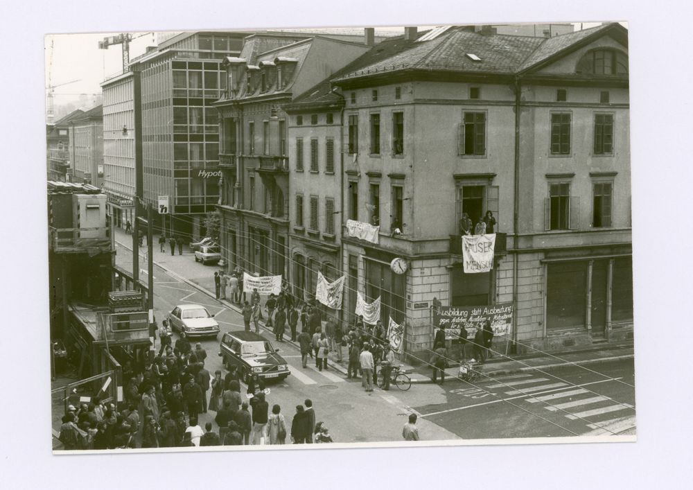 Hausbesetzung vom Haus Delphin in Winterthur