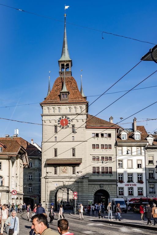 Der Käfigturm von aussen