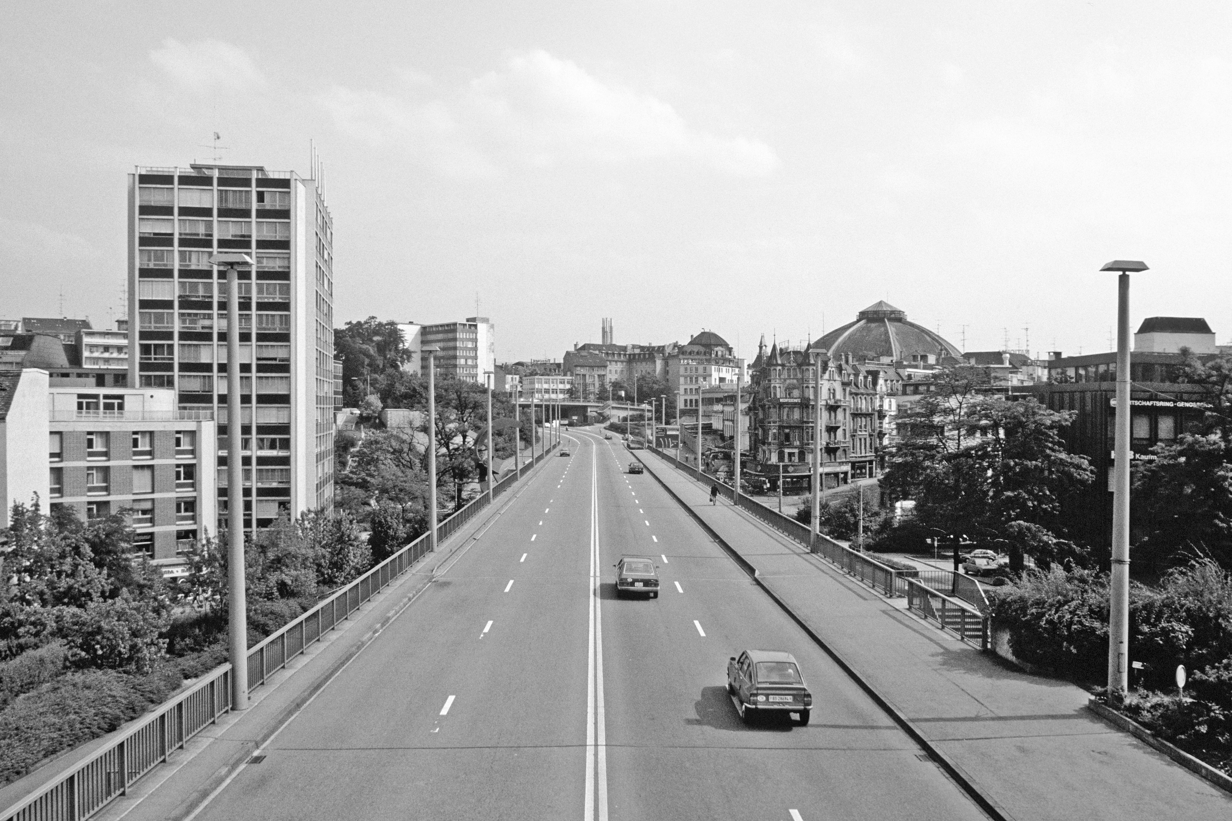 Basel, Heuwaage-Viadukt Ein kurzer spaziergangswissenschaftlicher Stadtspaziergang