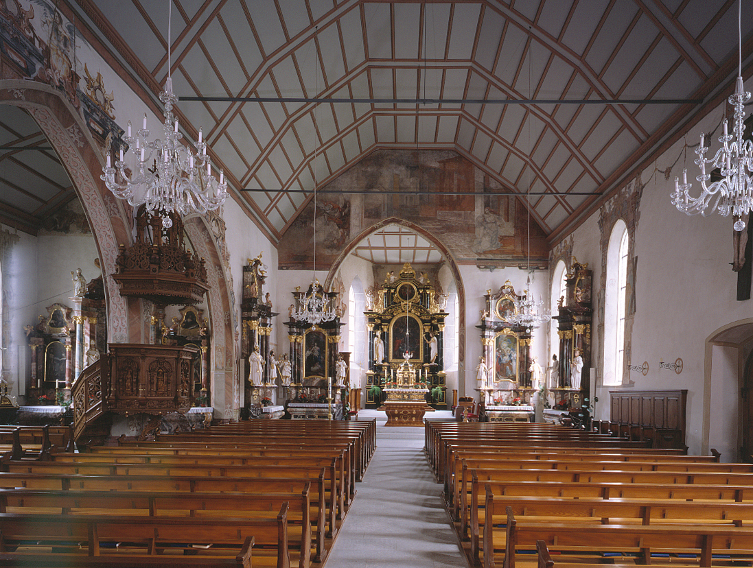 Innenansicht der Stadtkirche Bremgarten